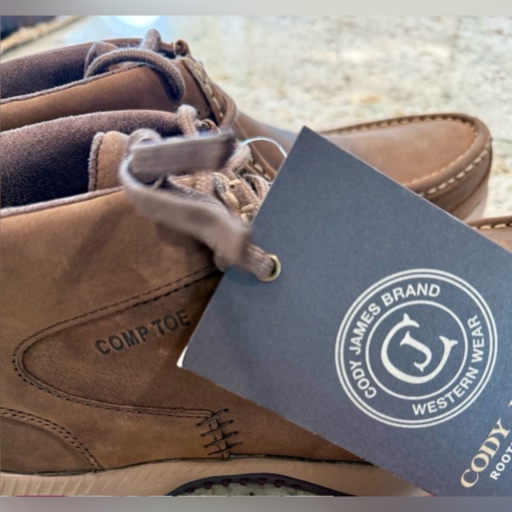 CODY JAMES MEN'S LOW CUT CASUAL DRIVER WORK SHOES - COMPOSITE TOE "NWT"